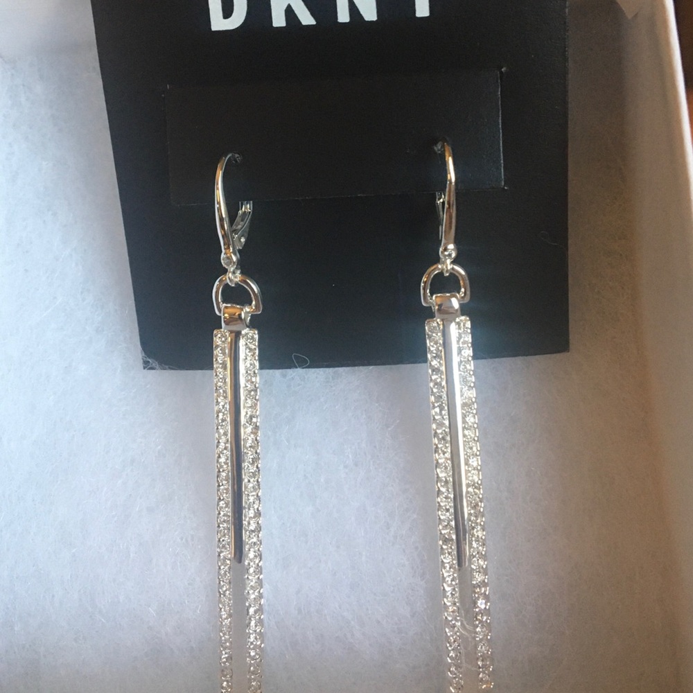 NWT DKNY Drop Earrings